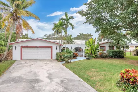 4420 SW 77th Ave, Davie, FL 33328