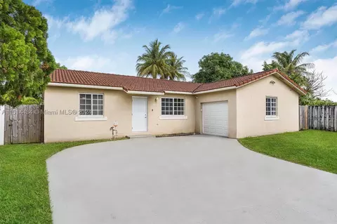15303 SW 181st St, Miami, FL 33187