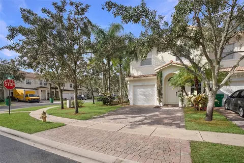 2860 SW 84th Ter #101, Miramar, FL 33025