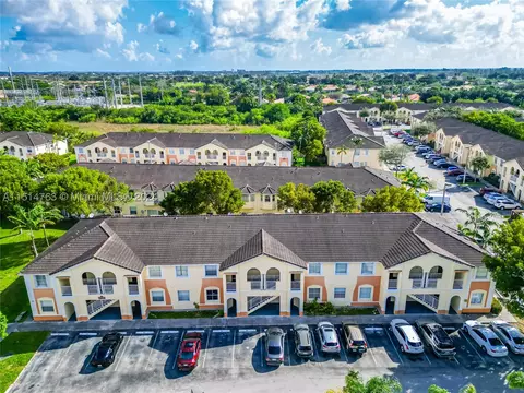 2711 SE 16th Ave #205, Homestead, FL 33035