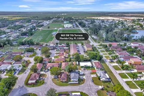 865 SW 7th Ter, Florida City, FL 33034