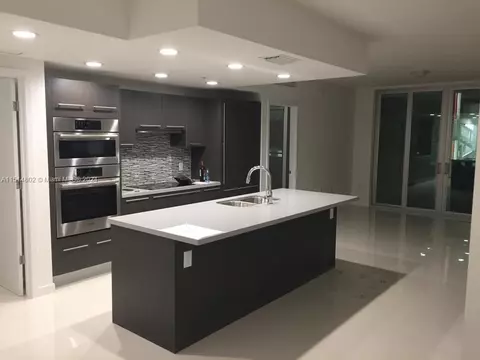 7825 NW 107th Ave #216, Doral, FL 33178