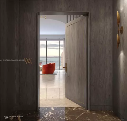 300 N Biscayne Blvd #7501, Miami, FL 33132