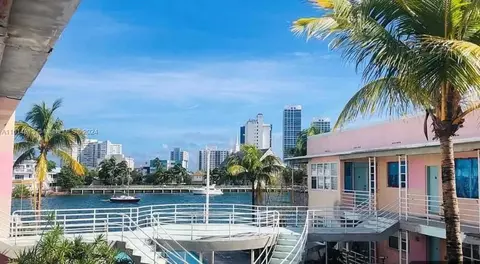 6881 Bay Dr #19, Miami Beach, FL 33141
