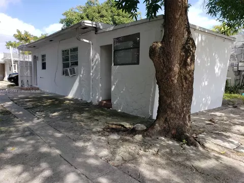 761 NW 34th St, Miami, FL 33127