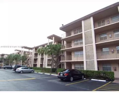 3001 NW 48th Ave #236, Lauderdale Lakes, FL 33313