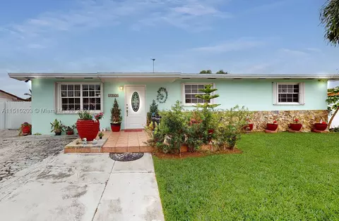 14530 SW 295th St, Homestead, FL 33033