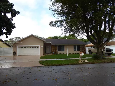 9230 SW 134th Pl, Miami, FL 33186