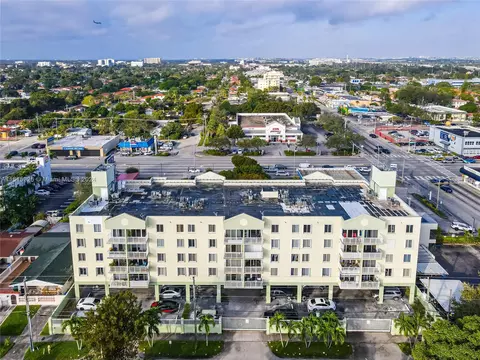 616 NW 26th Ave #303, Miami, FL 33125