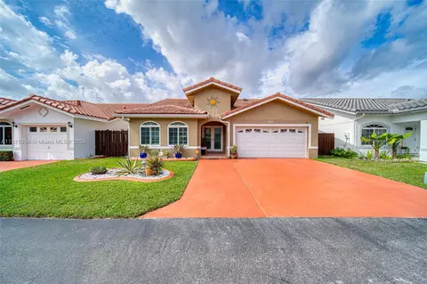 4262 SW 153rd Ct, Miami, FL 33185