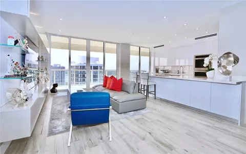 4000 Island Blvd #3003, Aventura, FL 33160