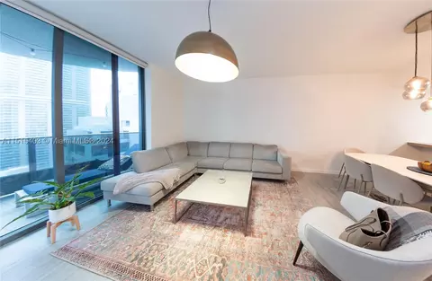 1000 Brickell Plz #3805, Miami, FL 33131