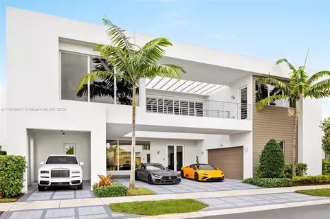 10286 NW 75th Ter, Doral, FL 33178