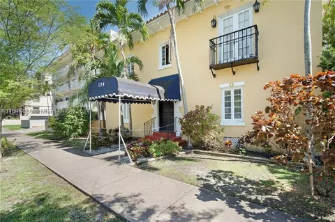 124 Mendoza Ave #1A, Coral Gables, FL 33134