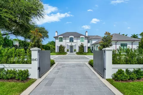 8840 SW 61st Ct, Pinecrest, FL 33156