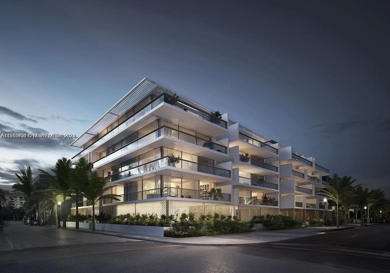 300 Collins Ave Unit 3D  