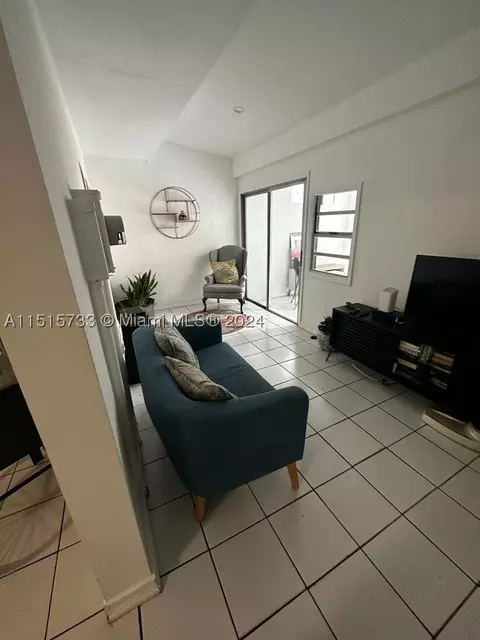 625 NW 10th St #625, Miami, FL 33136