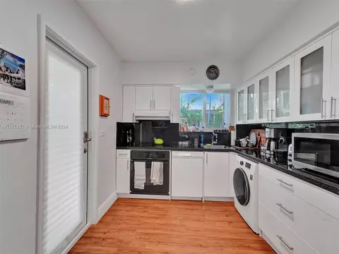 1101 99th St #8, Bay Harbor Islands, FL 33154