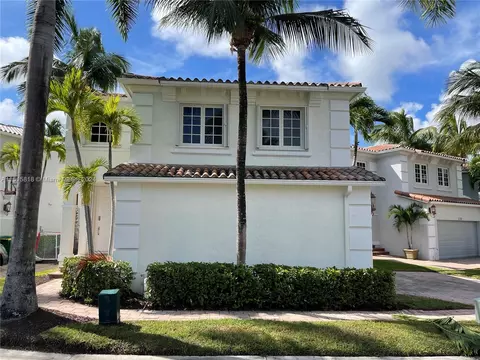 20940 NE 31st Pl, Aventura, FL 33180