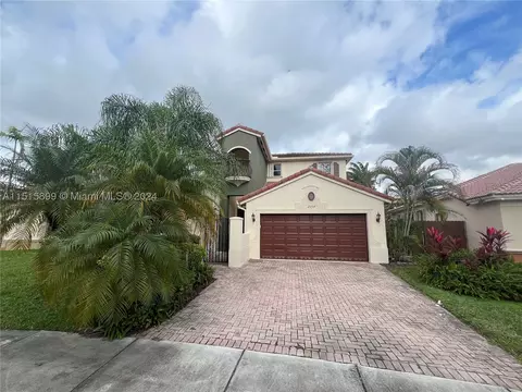 2007 NE 6th Ct, Homestead, FL 33033