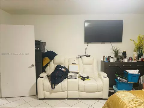 6261 E 3rd Ave, Hialeah, FL 33013 photo 30