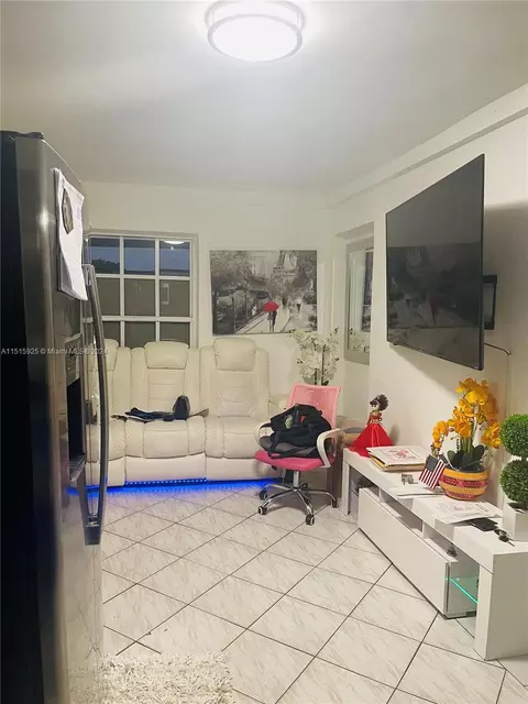 6261 E 3rd Ave, Hialeah, FL 33013 photo 33