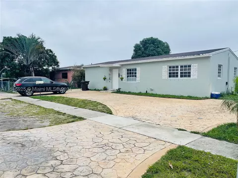 6261 E 3rd Ave, Hialeah, FL 33013 photo 1