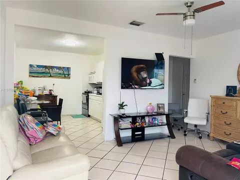 6261 E 3rd Ave, Hialeah, FL 33013 photo 8