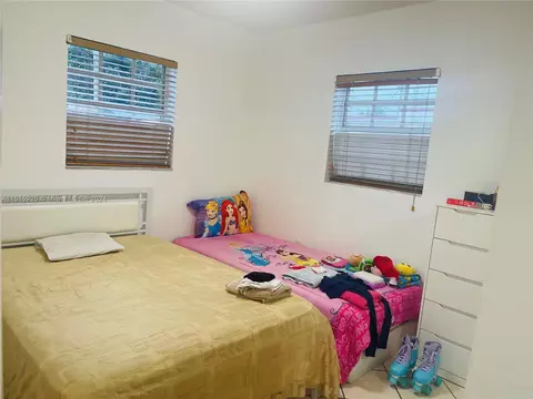 6261 E 3rd Ave, Hialeah, FL 33013 photo 15