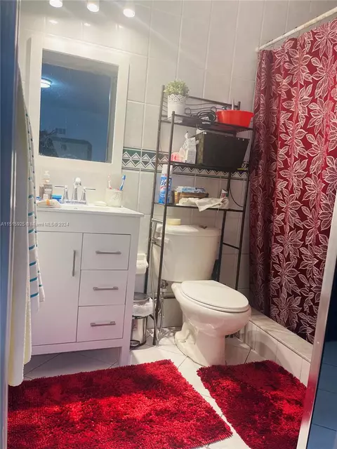 6261 E 3rd Ave, Hialeah, FL 33013 photo 26