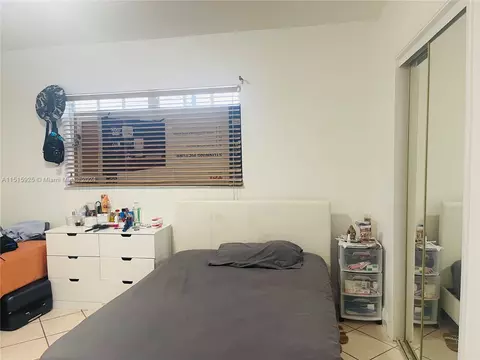 6261 E 3rd Ave, Hialeah, FL 33013 photo 12