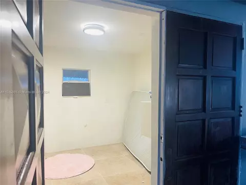 6261 E 3rd Ave, Hialeah, FL 33013 photo 21