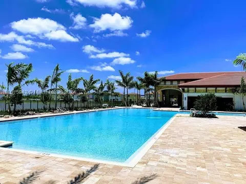 3374 W 104th Ter, Hialeah, FL 33018 photo 1