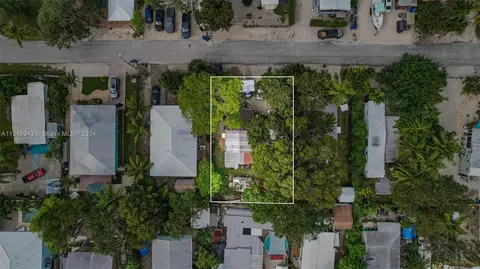 14 Rose Pl, Key Largo, FL 33037