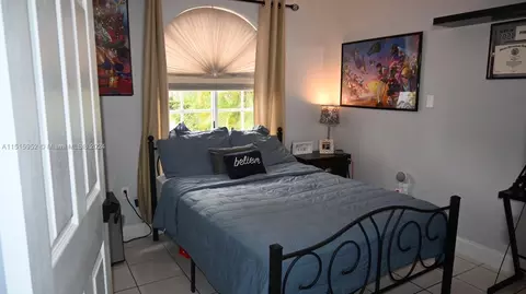 3207 W 70th St, Hialeah, FL 33018 photo 31