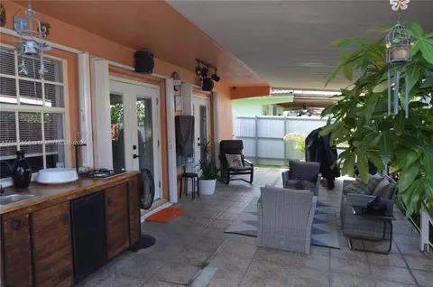 3207 W 70th St, Hialeah, FL 33018 photo 49