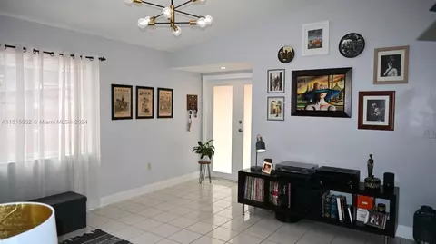 3207 W 70th St, Hialeah, FL 33018 photo 6