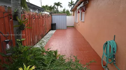 3207 W 70th St, Hialeah, FL 33018 photo 39