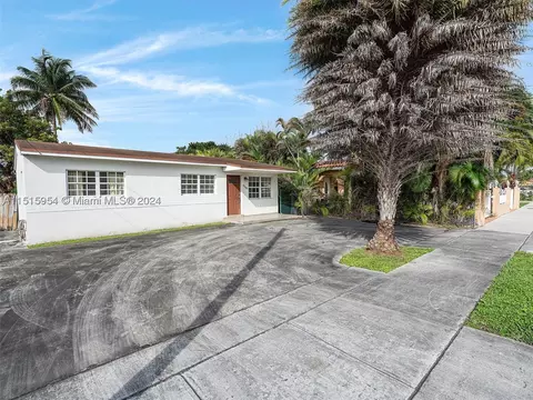 3340 SW 89th Ave, Miami, FL 33165