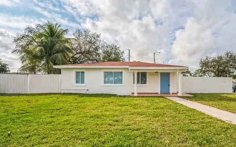 2570 NW 152nd St, Miami Gardens, FL 33054