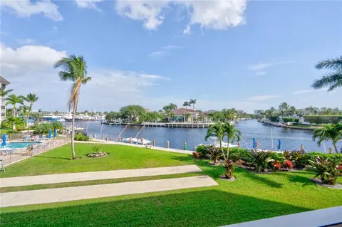 390 N Federal Hwy #205, Deerfield Beach, FL 33441
