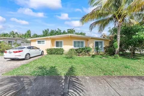 1621 NE 42nd Ct, Pompano Beach, FL 33064