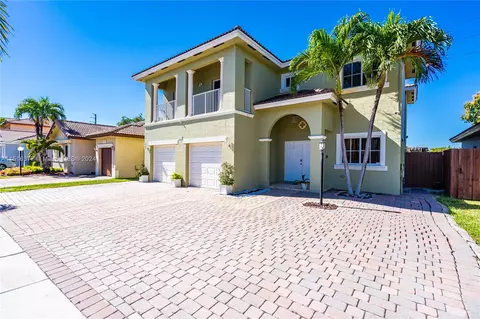 1350 NE 41st Pl, Homestead, FL 33033
