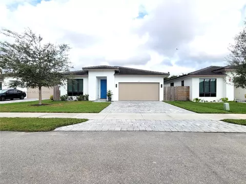 2941 SE 3rd St, Homestead, FL 33033