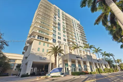 1819 SE 17th St #702, Fort Lauderdale, FL 33316