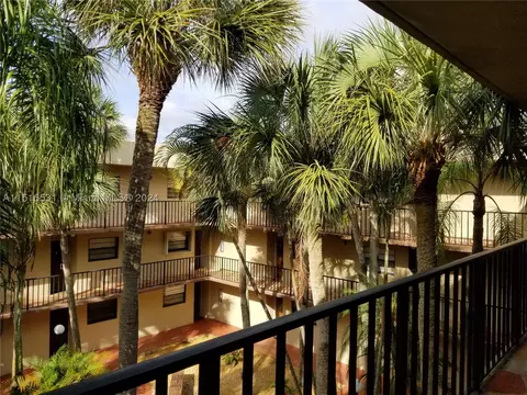 10875 SW 112th Ave #311, Miami, FL 33176