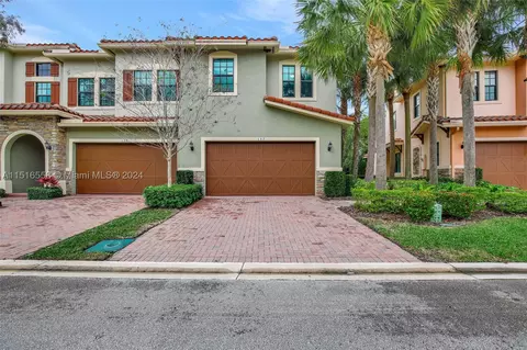 157 SW 127th Ter #157, Plantation, FL 33325