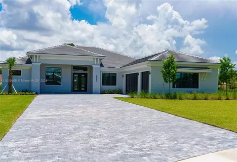 14850 Millstone Ranches Dr, Davie, FL 33331