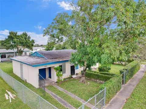 14501 Harrison St, Miami, FL 33176