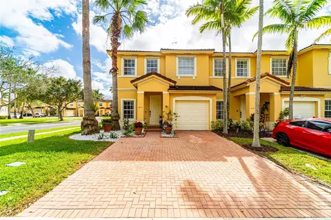 4112 NE 25th St, Homestead, FL 33033